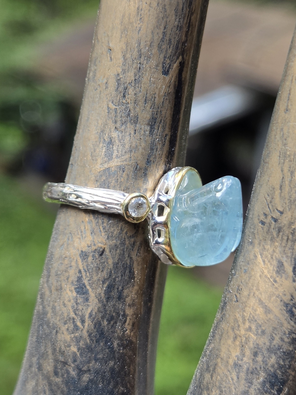 Aquamarine 4k Natural Bunny Carved Topaz Sterling & Gold Ring Sz7.5